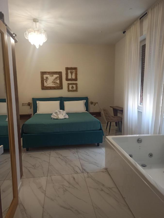 B&B Suite And Rooms San Giovanni Roma Exterior foto