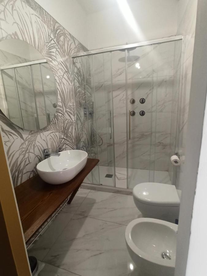 B&B Suite And Rooms San Giovanni Roma Exterior foto